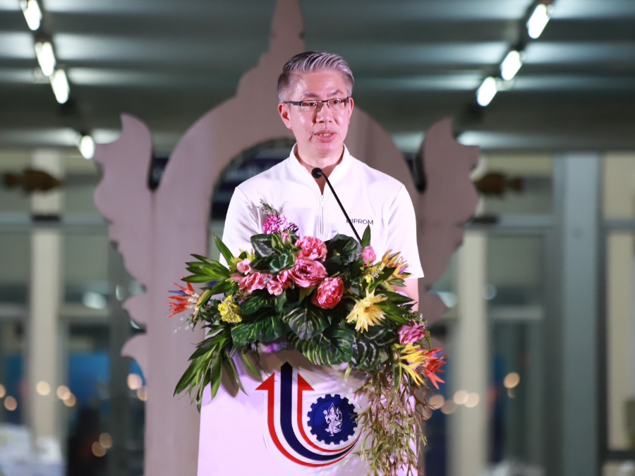 ปลัดฯ ณัฐพล ลุยภาคเหนือ เมืองรถม้า เปิดงาน อุตสาหกรรมแฟร์  นำทัพผู้ประกอบการ โชว์นวัตกรรมและเทคโนโลยีสร้างสรรค์ หนุนรายได้ช่วยชุมชน