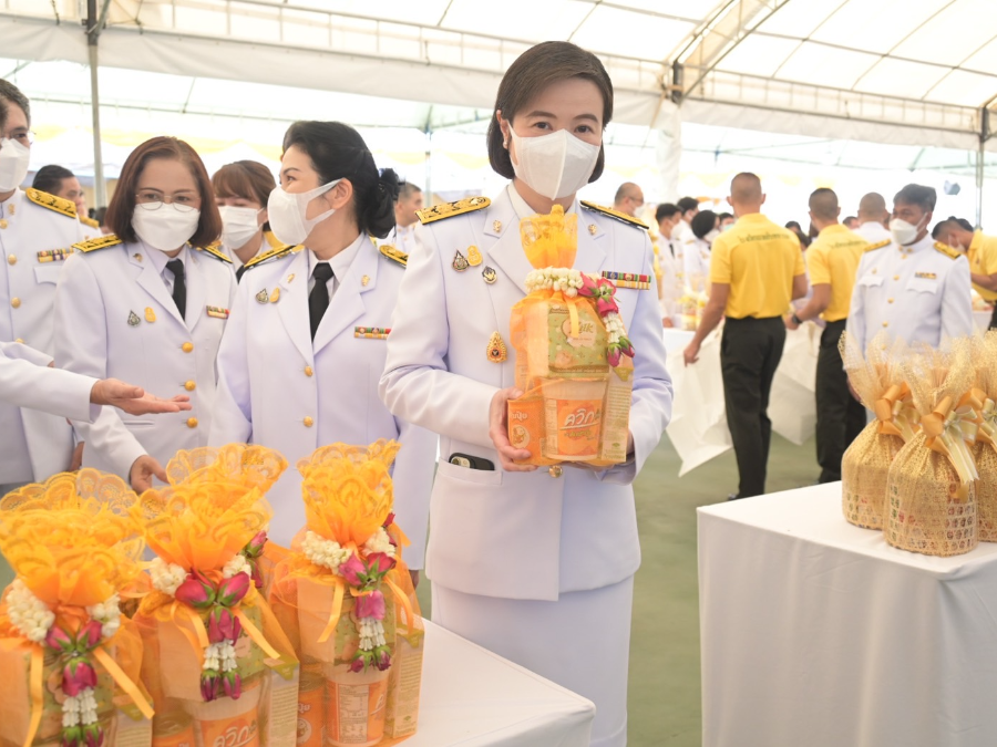 รองปลัดฯ ณัฏฐิญา เข้าร่วมพิธีเจริญพระพุทธมนต์และพิธีทำบุญตักบาตร ถวายพระราชกุศล เนื่องในโอกาสวันเฉลิมพระชนมพรรษาพระบาทสมเด็จพระเจ้าอยู่หัว 2566