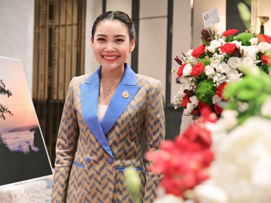 ที่ปรึกษารัฐมนตรีฯ ไพลิน ร่วมเป็นเกียรติในงานเลี้ยงรับรองฉลองครบรอบ 54 ปี วันชาติรัฐสุลต่านโอมาน