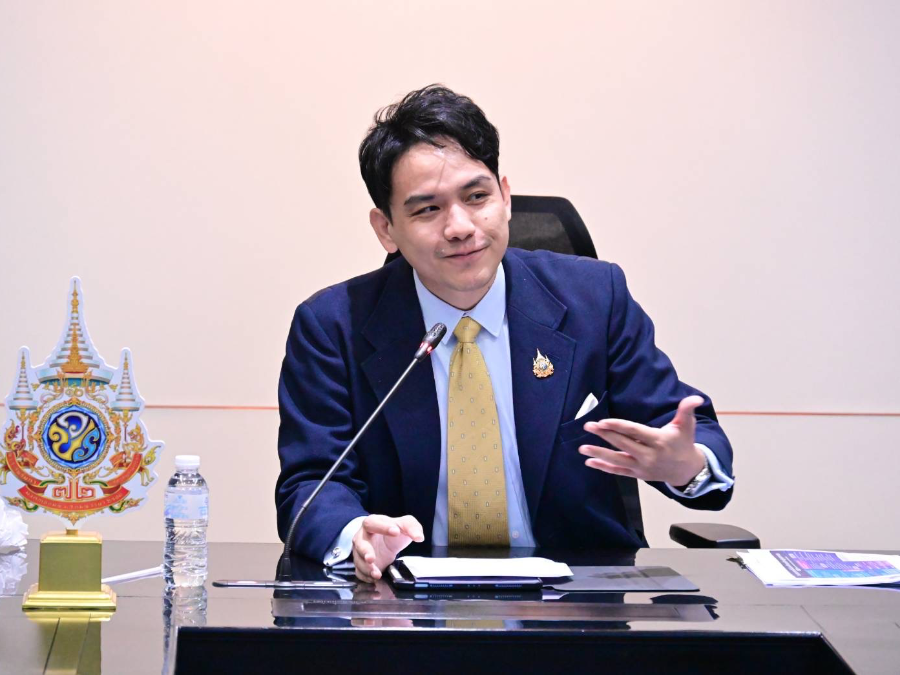 กระทรวงอุตฯ ดึงสมาคมวิศวกรรม AI ร่วมพัฒนาระบบออกใบอนุญาต ด้วยเทคโนโลยีปัญญาประดิษฐ์ ลดระยะเวลา เพิ่มความโปร่งใส ติดตามได้ทุกขั้นตอน