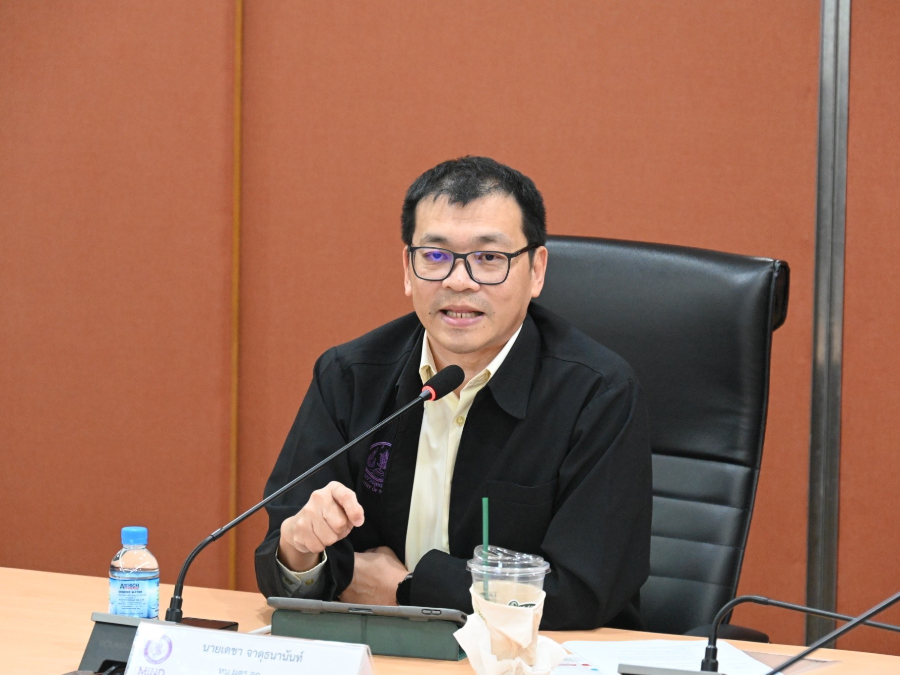 หัวหน้าผู้ตรวจฯ เดชา เรียกประชุมศูนย์ CMC กระทรวงอุตสาหกรรม ติดตามสถานการณ์หลังเกิดเหตุแผ่นดินไหวใหญ่