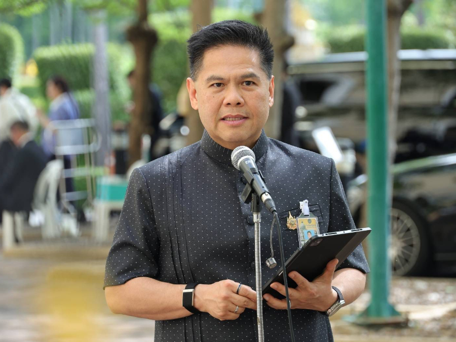 “วราวุธ
